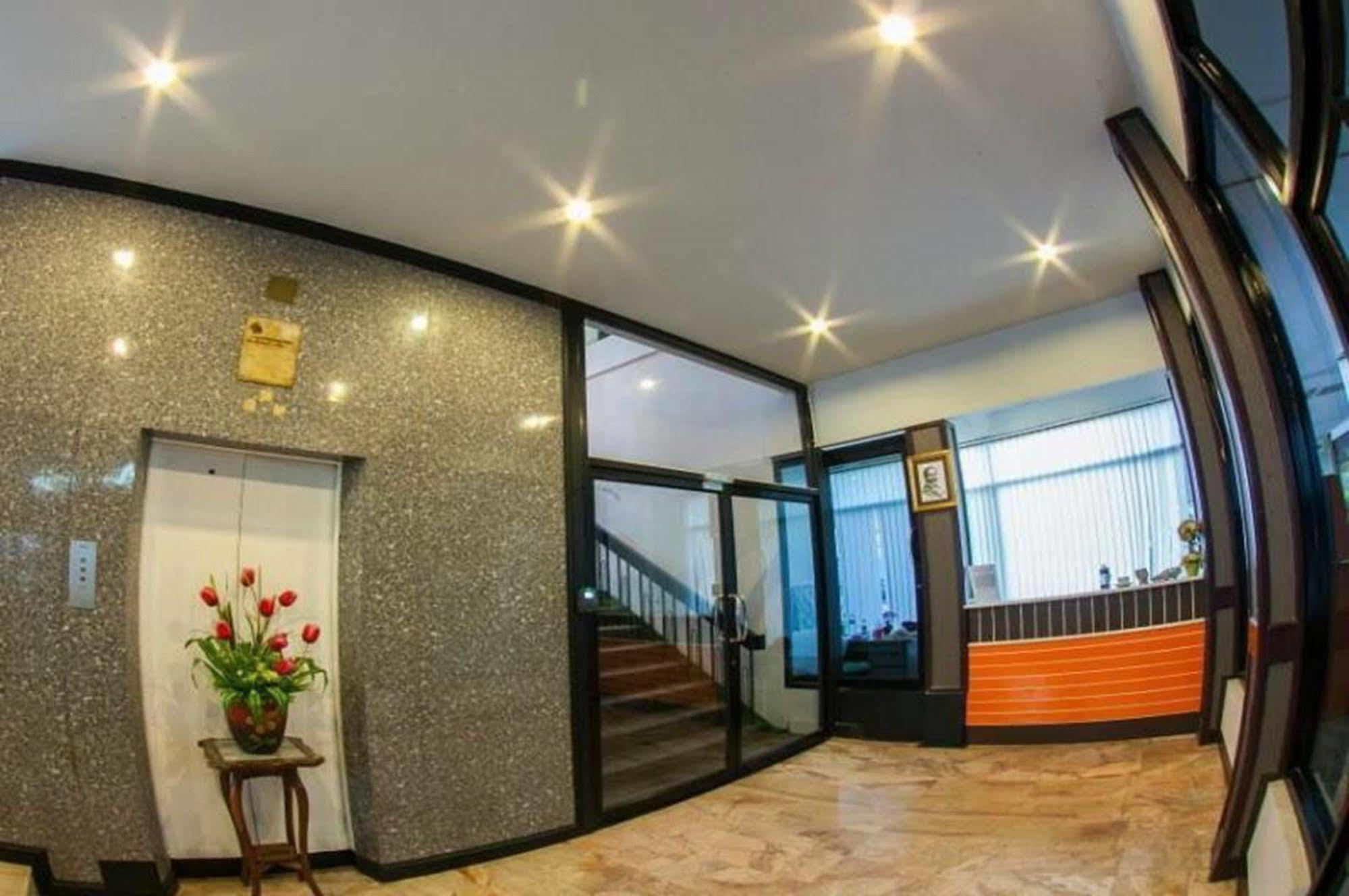 The Train Hotel Hatyai Hat Yai Exterior foto